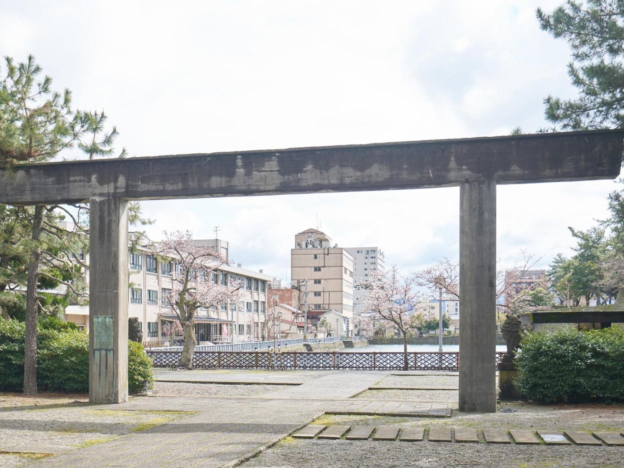 Hotel Fukui Castle - Vacation Stay 58696V Экстерьер фото
